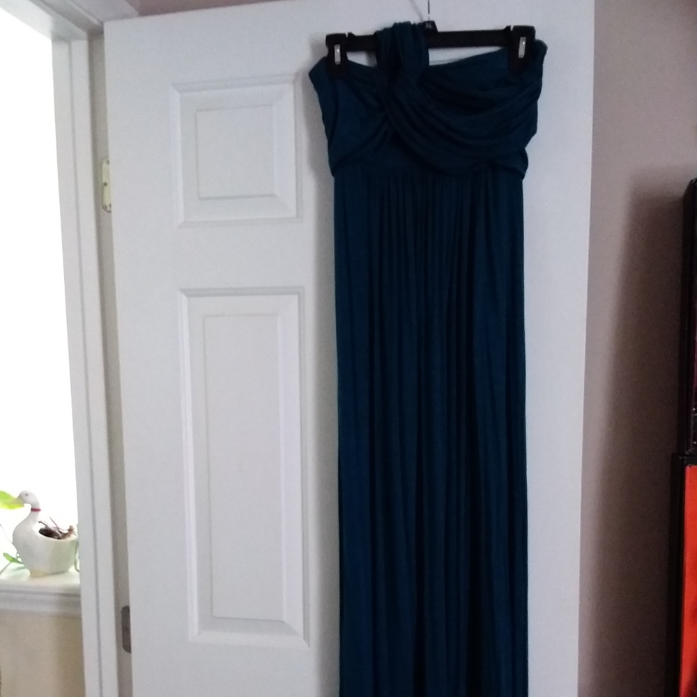 Deep emerald green juliet gown